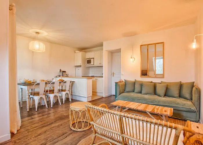 Petit Golf Residence Privee Piscine Chauffee